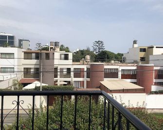 Charming fully equipped House in Magdalena del Mar - Magdalena - Balcony