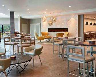 Four Points by Sheraton Toronto Airport - Mississauga - Lounge