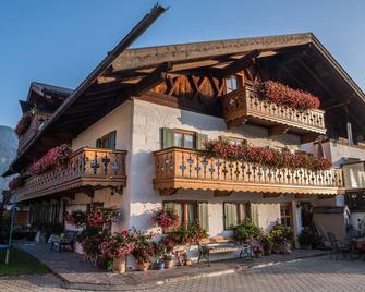 Ferienwohnung Waxenstein - Grainau - Edificio