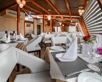 Hotel Rose Petal - Srinagar - Restaurant