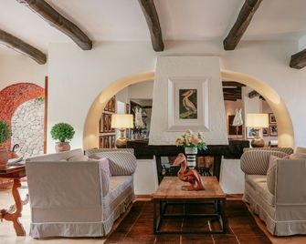 Hotel Il Pellicano - Porto Ercole - Recepción