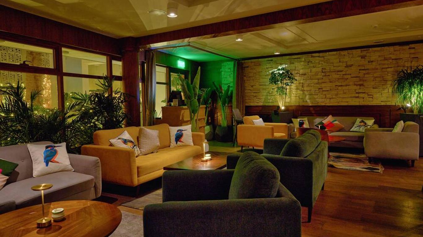 Palmyard Hotel