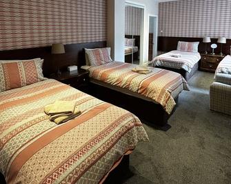 Acer Lodge Guest House - Edinburgh - Bedroom