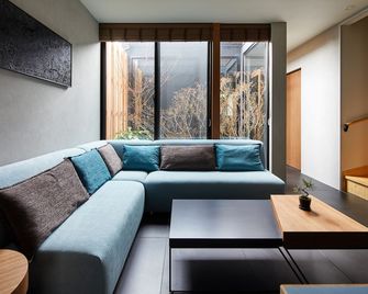 Hanare Kyoto Hachijoguchi - Kioto - Pokój dzienny