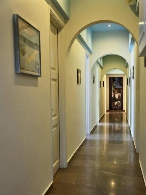 Theano Guesthouse - Hydra - מסדרון