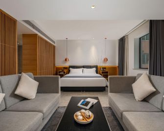 Meiqi Smart Hotel (Luoyang Wangfujing David City Store) - Luoyang - Bedroom