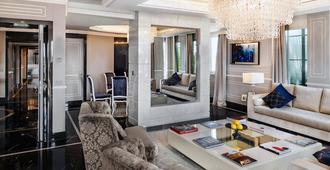 Baglioni Hotel Regina - The Leading Hotels Of The World - Rome - Living room