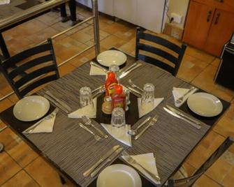 Maxoil Hotel - Nanyuki - Comedor