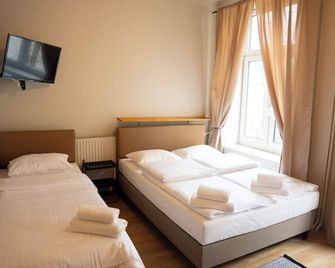 Hostel H360 - dawniej Hotelik Relax - Łódź - Phòng ngủ