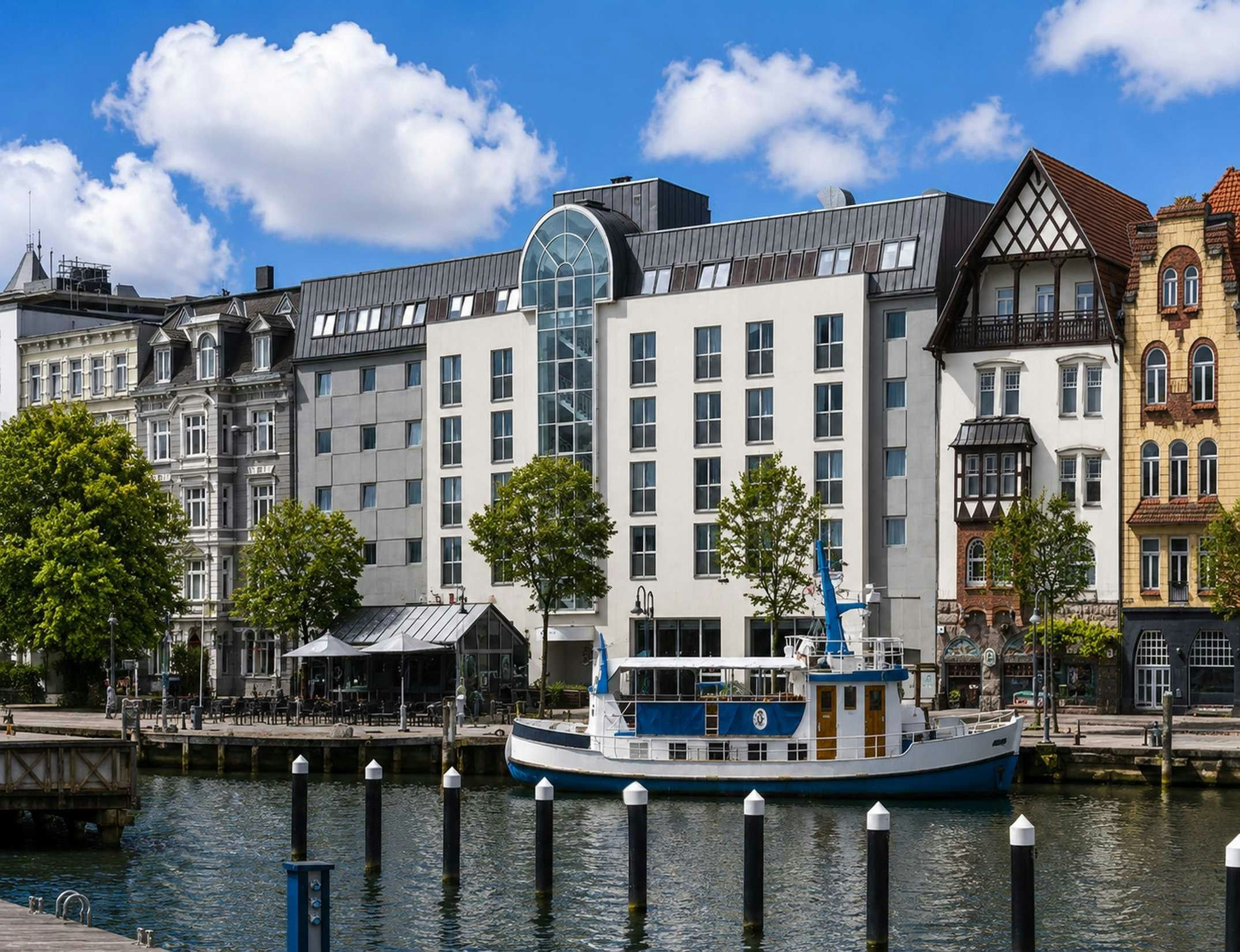 Sunday Hotel Flensburg - פלנסבורג - בניין