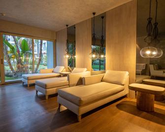 Lara Barut Collection - Antalya - Sala de estar