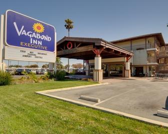 Vagabond Inn Executive Sfo - Burlingame - Rakennus