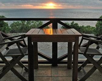 The Sunset - Christmas Island - Balcony
