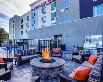 TownePlace Suites by Marriott Knoxville Oak Ridge - Oak Ridge - Патіо
