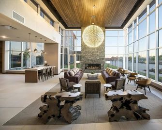 Hilton Garden Inn Wausau - Wausau - Lobby