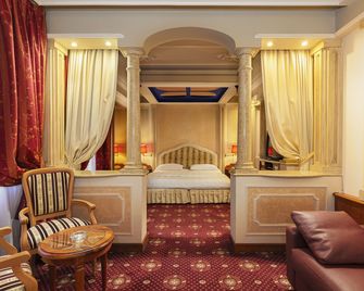 Dreamhotel - Montano Lucino