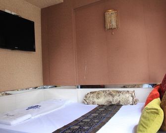 Toronto Hk - Hong Kong