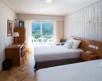 Arnoia Caldaria Hotel Balneario - Arnoia - Bedroom
