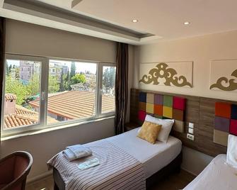 Hotel Twenty - Antalya - Schlafzimmer