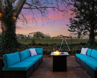 Adobe Hacienda Bed & Breakfast - Sedona - Veranda