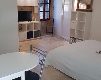 Locatio Studio Saint Montan - Saint-Montan - Habitación