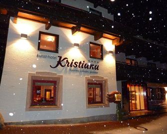 Hotel & Art Kristiana - Saalbach - Toà nhà