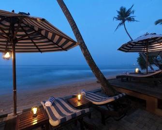 Isle Of Thalpe - Galle - Beach