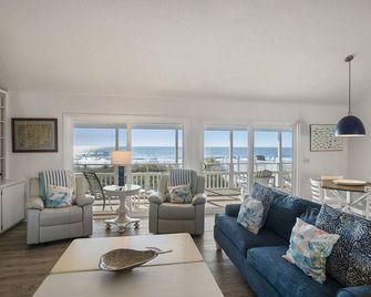 474 Tarpon Blvd - Saint Helena Island - Living room