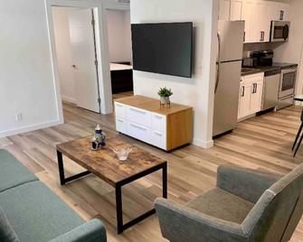 #1 - Centrally Located! - Fort Lauderdale - Phòng khách