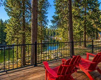 River | Hot Tub | Deck | Fenced Area | Dogs - Leavenworth - Balcon