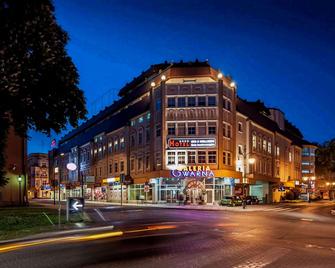Hotel Gwarna - Legnica - Budynek