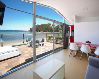 Camping Bayona Playa - Baiona - Balcón