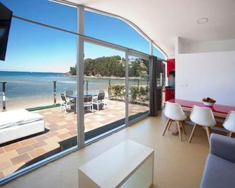Camping Bayona Playa - Baiona - Balcón