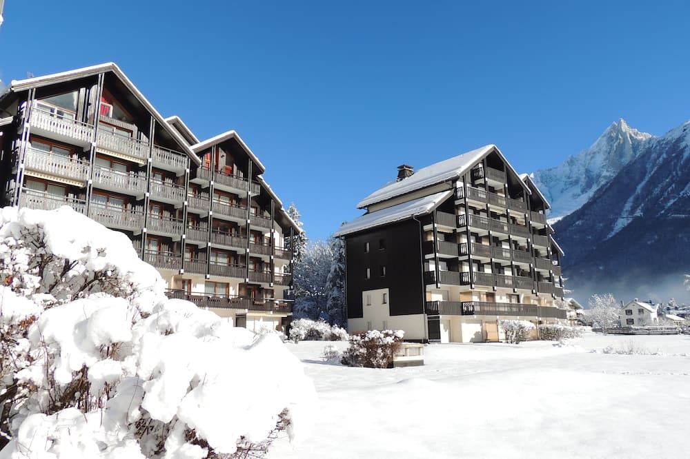 Les Balcons du Savoy