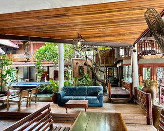 Tony's Place Ayutthaya - Ayutthaya - Σαλόνι ξενοδοχείου