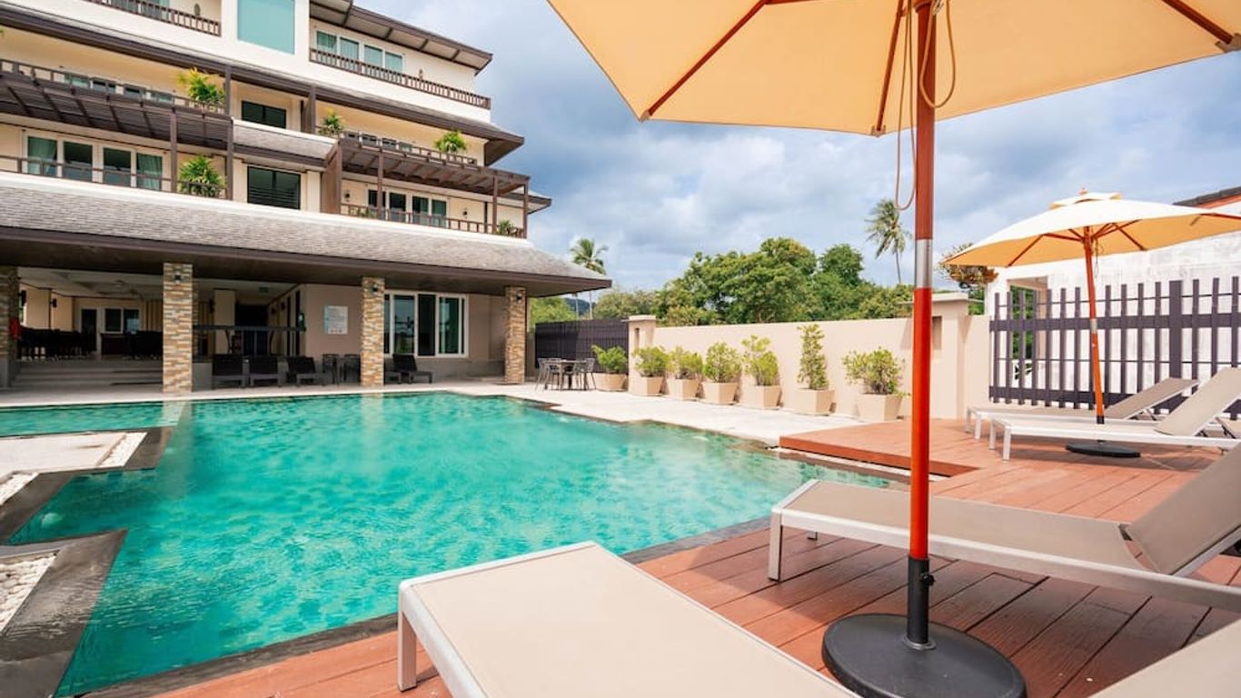 Ratana Hotel Chalong