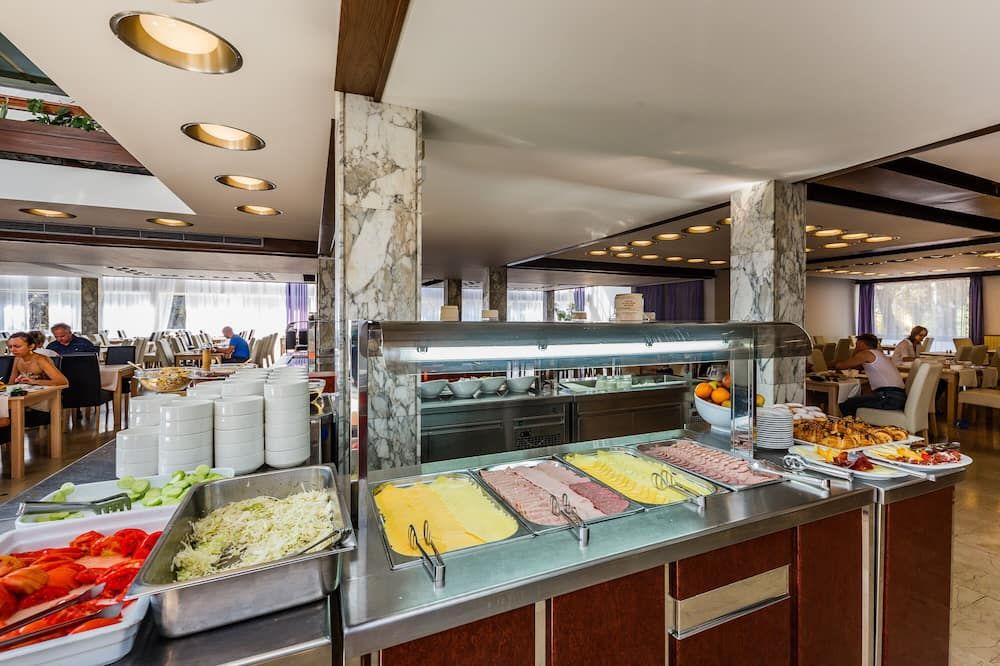 Hotel Medena - Seget Donji - Buffet