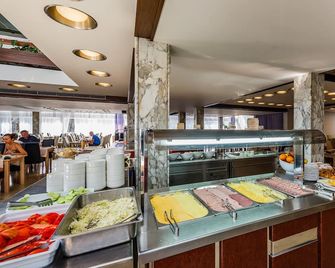 Hotel Medena - Seget Donji - Buffet