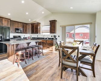 2 Mi to Beaverhead River: Family-Friendly Home! - Dillon - Keuken