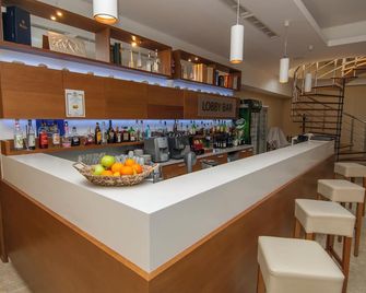 Radina's Way Hotel - Borovets - Baari
