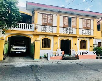Coffeeswings Lodging House - Vigan City - Gebouw