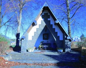Peaceful Chalet in Transinne With Patio - Libin - Gebouw