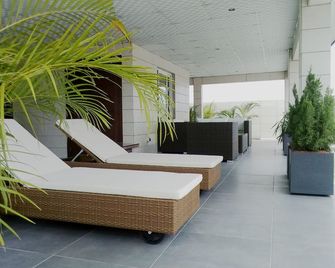 Residence Maryka II - Cotonou - Binnenhof