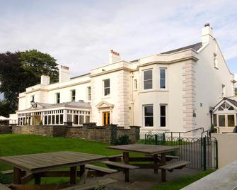 Premier Inn Merthyr Tydfil - Merthyr Tydfil - Gebäude