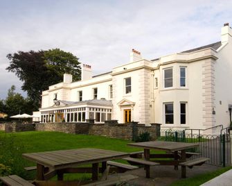 Premier Inn Merthyr Tydfil - Merthyr Tydfil - Gebäude