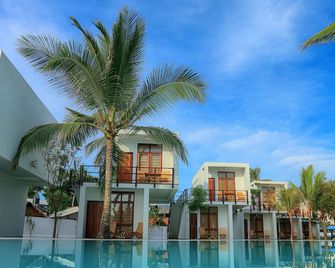 Arugambay Roccos - Arugam - Pool