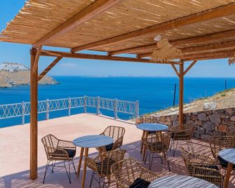 Nisides Suites - Astypálaia - Balkon