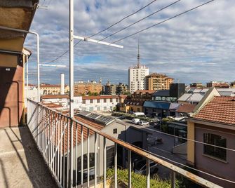 Italianway Easy - Forcella 15 - Milan - Balcony