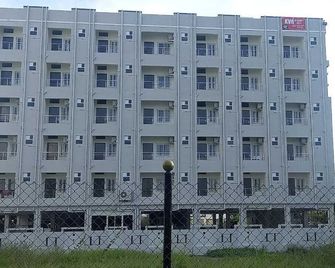 Kvr Residency Tada - Tada - Edificio