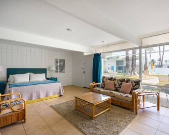 Monkey Tree Hotel 8 by AvantStay | Stylish Hotel in Palm Springs w/ Pool! - Palm Springs - Habitació